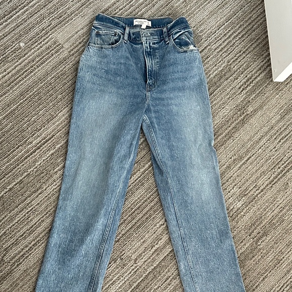 Abercrombie & Fitch The 90's Straigh - Ultra High Rise, Size 28 6r. - Picture 1 of 2